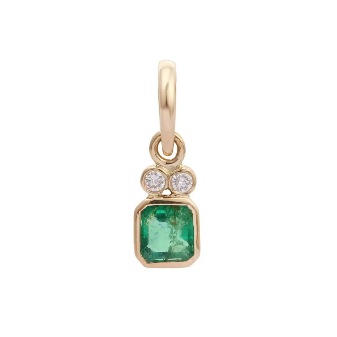 18K Gold Emerald Pendant