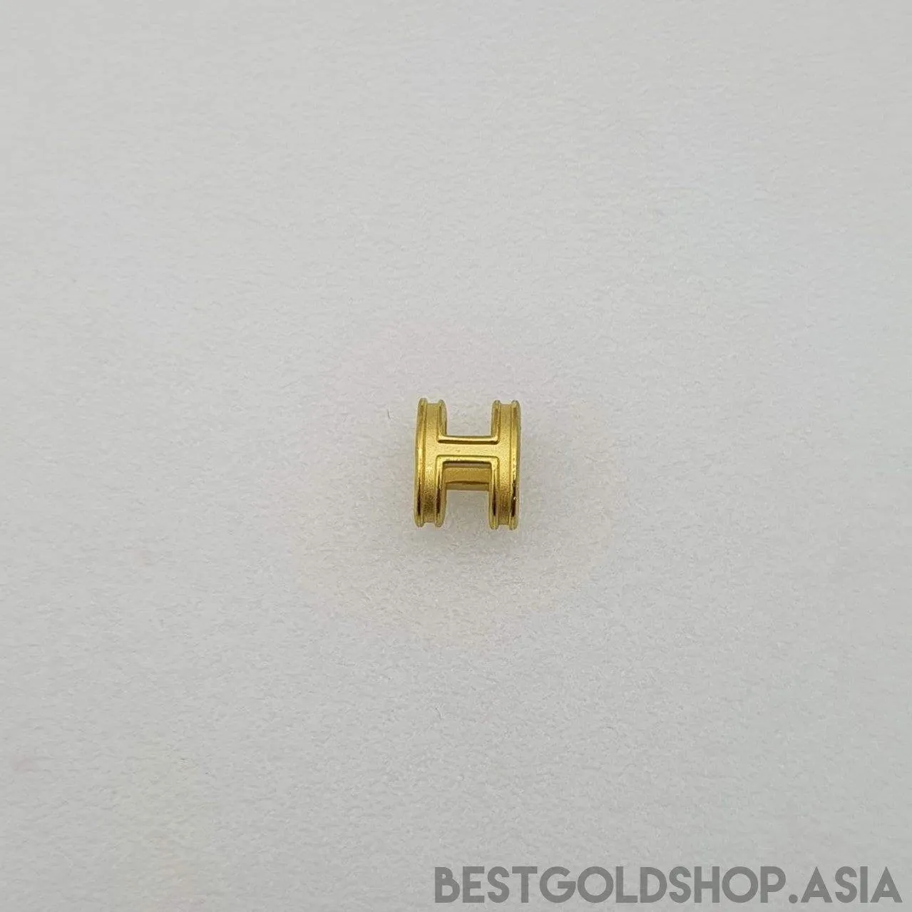 24k / 999 Gold H pendant