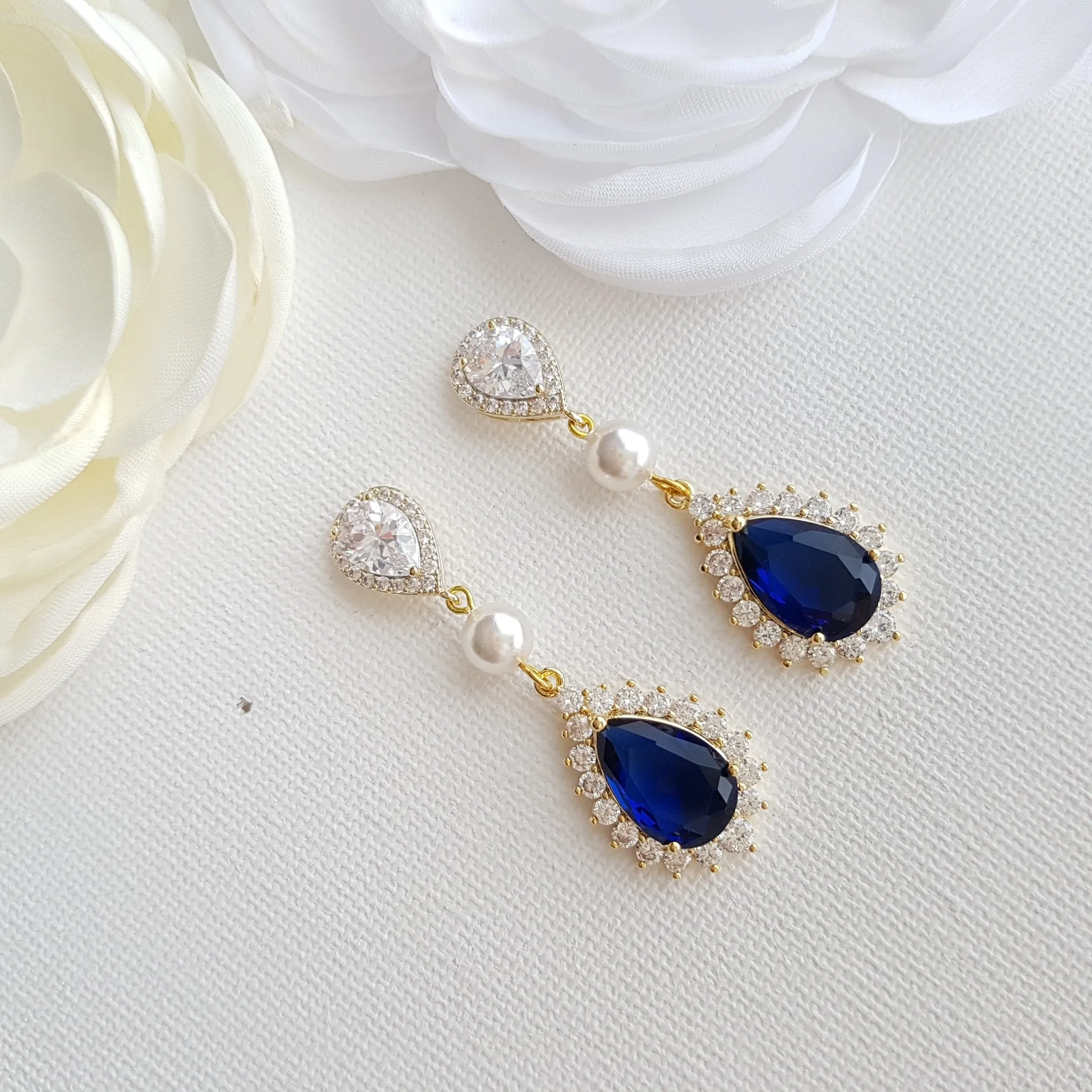 Blue Crystal Earrings Gold-Aoi