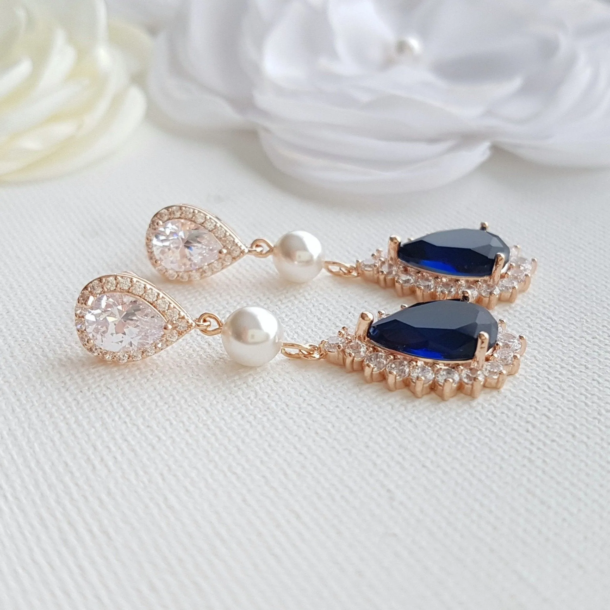 Blue Crystal Earrings Gold-Aoi