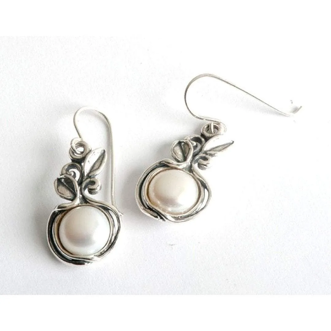 Bluenoemi Sterling Silver 925 Dangling Earrings with Cabochon Pearls