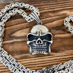 Bone Crusher Skull - Solid Back Pendant - Necklace (250)