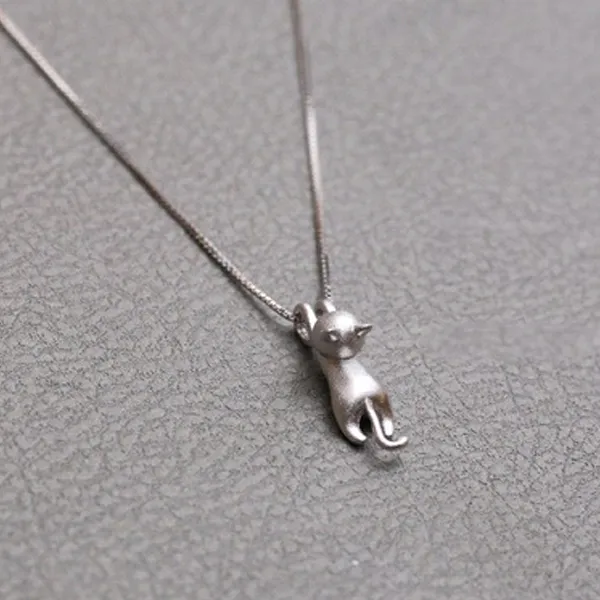 Climbing Cat Pendant