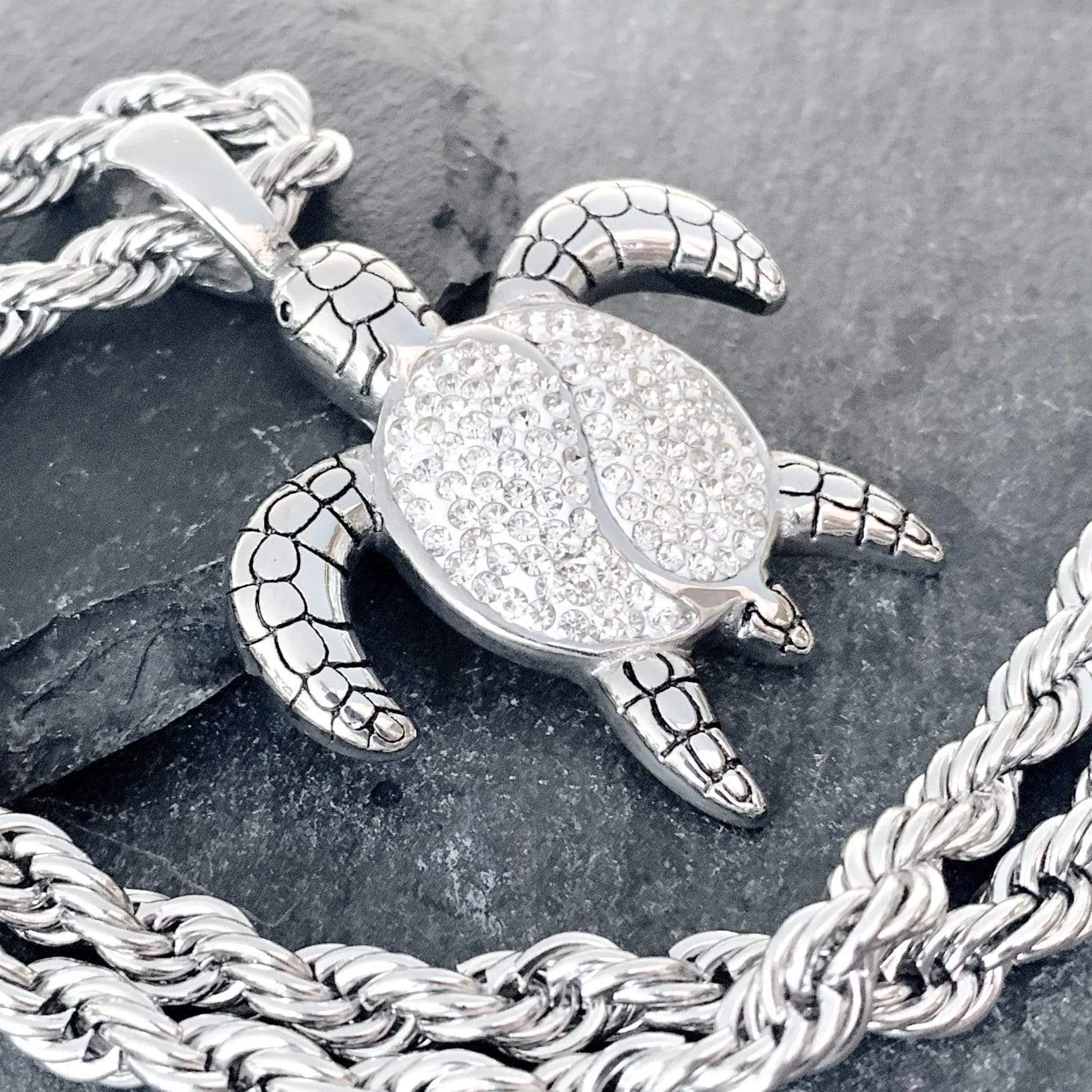 Crystal Sea Turtle Pendant - Rope Necklace - SK2590