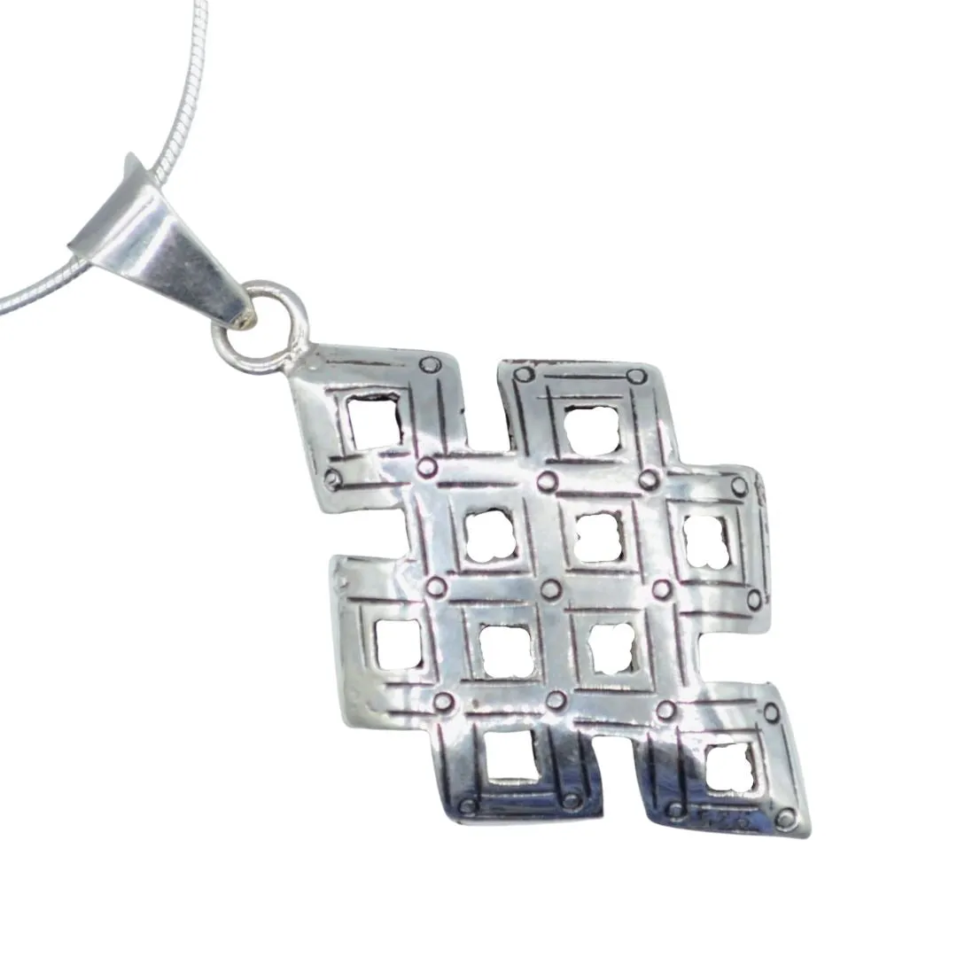 Hollow Etched Endless Knot Silver Necklace