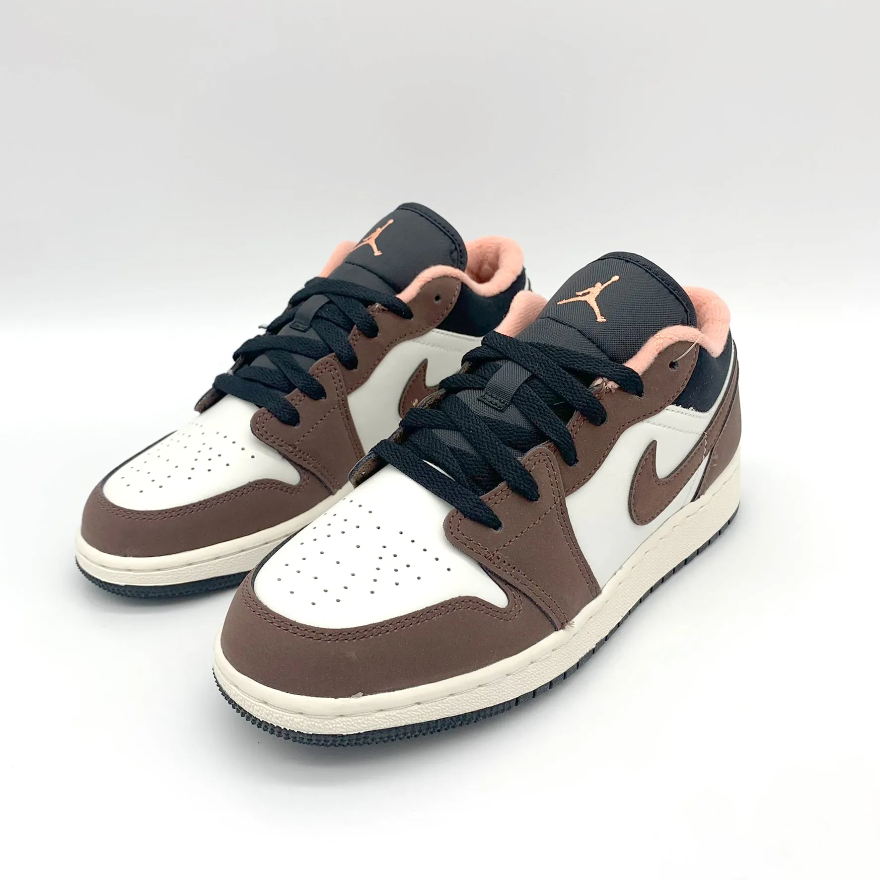 Jordan 1 Low Mocha