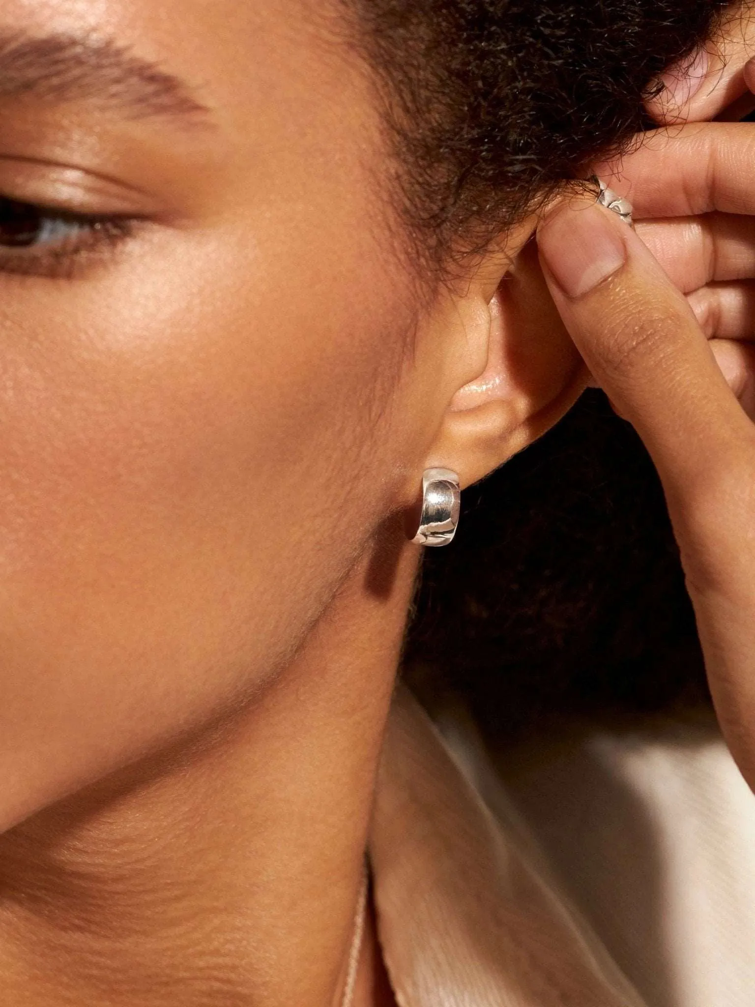 Lia Chunky Hoop Earrings