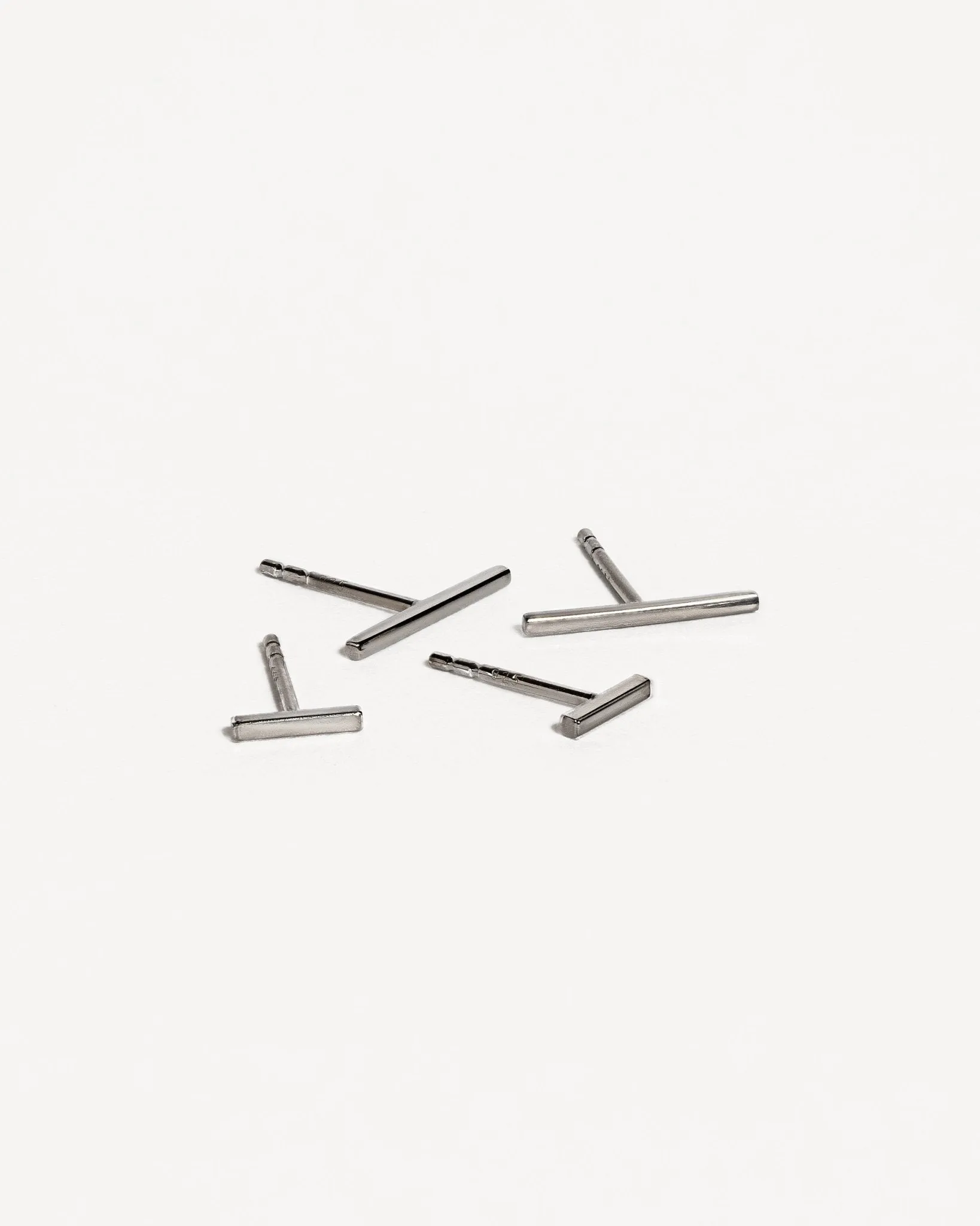 Polin Bar Stud Earrings