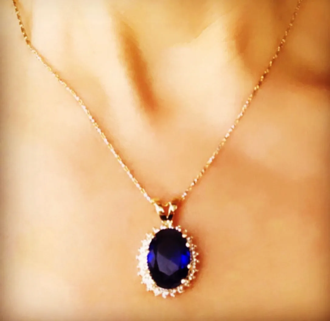 Sapphire blue pendant P154