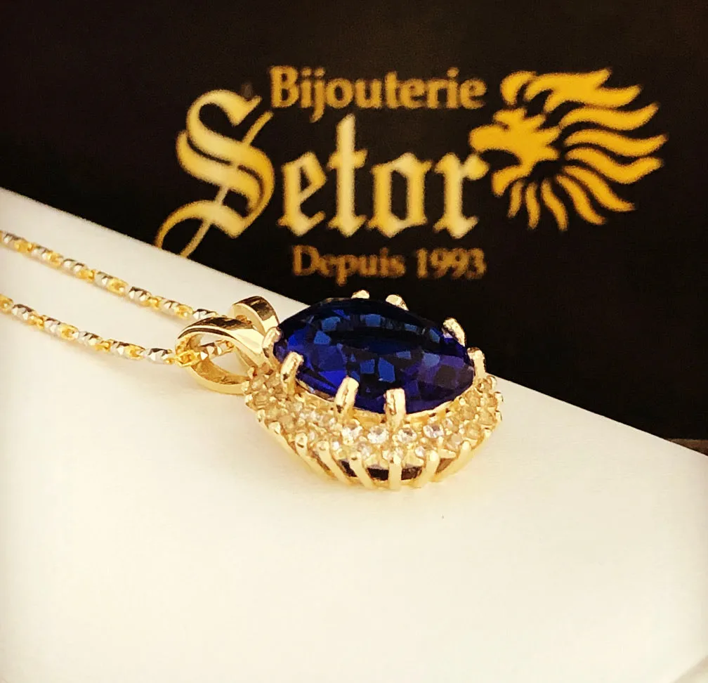 Sapphire blue pendant P154