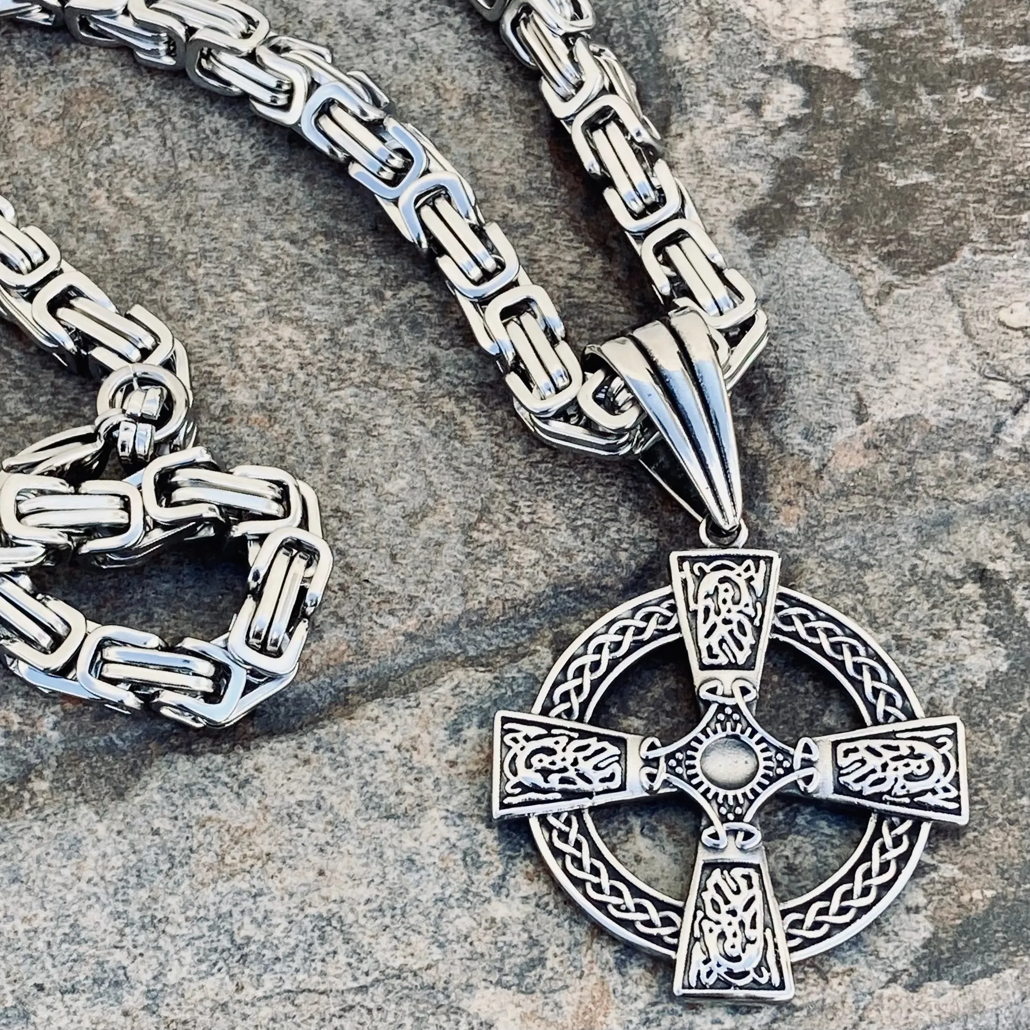 Viking - Celtic Cross Pendant - Necklace (796)