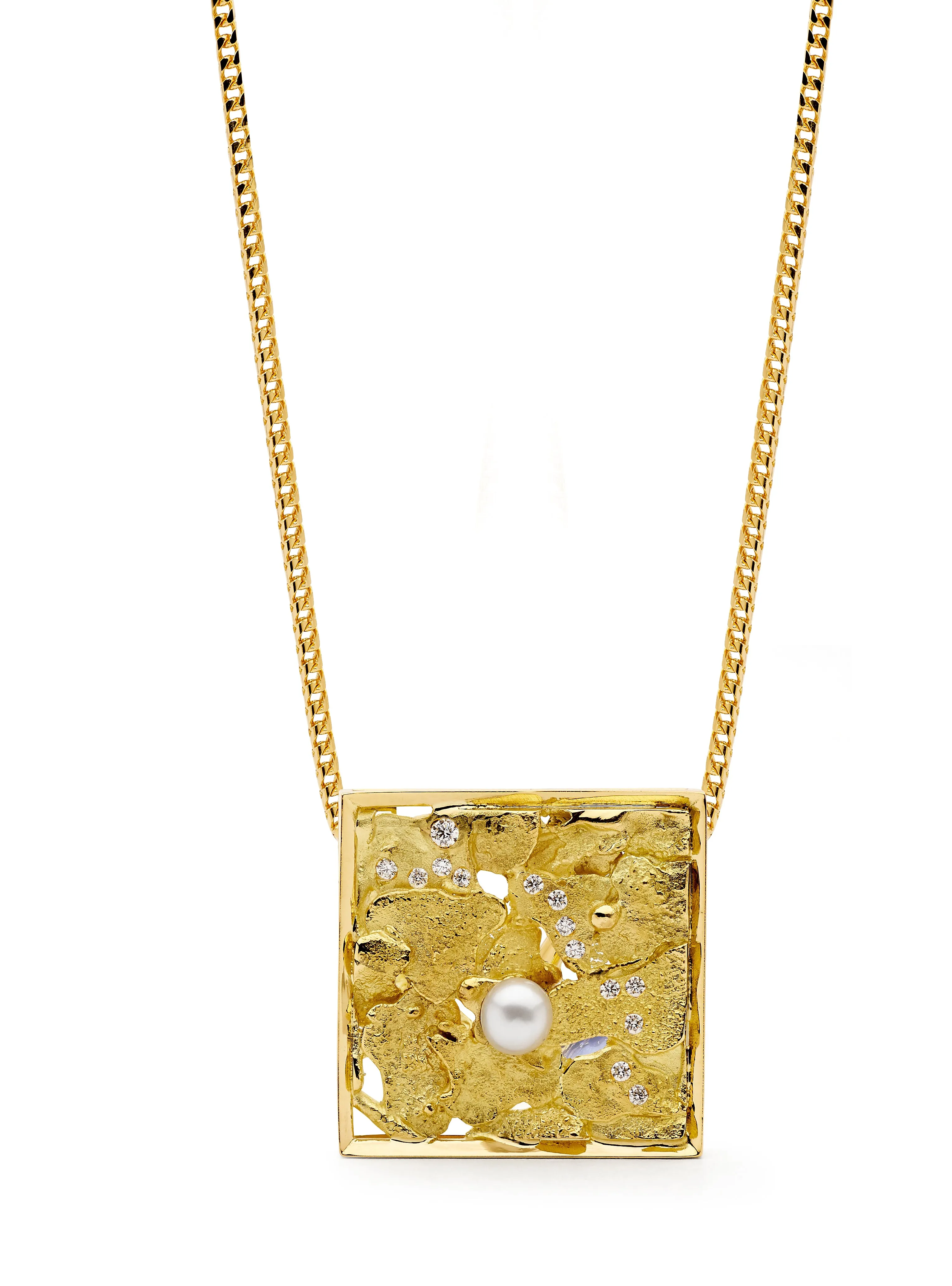 Yellow Gold Diamond and Pearl Pendant